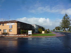 Lacepede Bay Motel And Restaurant - Accommodation Sunshine Coast 0