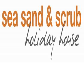 Sea Sand And Scrub Holiday House - Accommodation Sunshine Coast 0