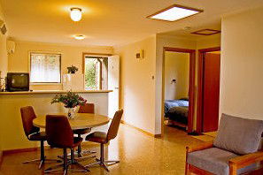 Ulonga Lodge - Accommodation Sunshine Coast 2