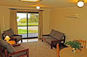 Ulonga Lodge - Accommodation Sunshine Coast 3