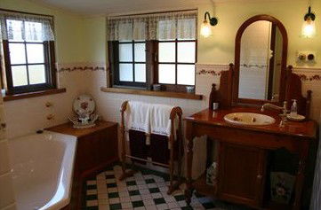 Sarah's Cottage - Accommodation Sunshine Coast 3