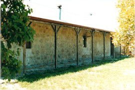 Mt Dutton Bay Woolshed Hostel - Accommodation Sunshine Coast 3