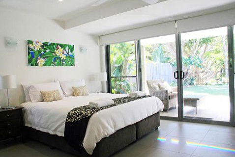 Echoes Beach House - Accommodation Sunshine Coast 3