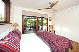 HMAS Hawk - Accommodation Sunshine Coast 1