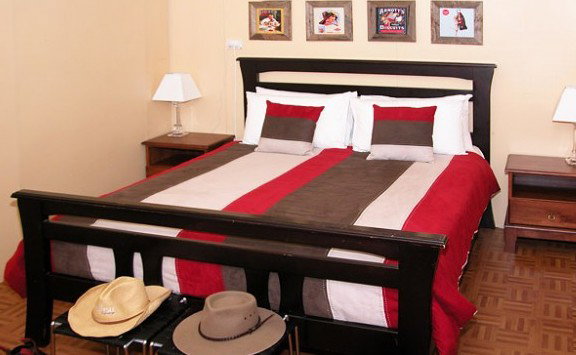 Rum Jungle NT Accommodation Sunshine Coast