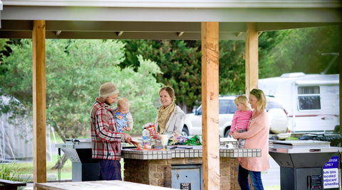 Port Elliot Holiday Park - Accommodation Sunshine Coast 3