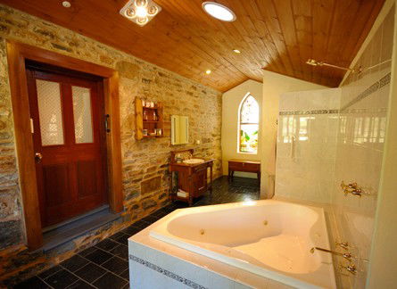 The Old Oak Bed And Breakfast - The Barn - Accommodation Sunshine Coast 2