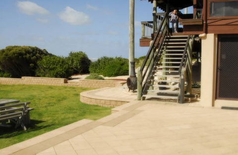 Sleaford Bay Retreat - Accommodation Sunshine Coast 2