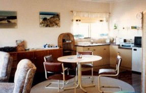 The Yardarm B&B - Accommodation Sunshine Coast 2