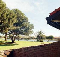 Lake Shore Apartment - Accommodation Sunshine Coast
