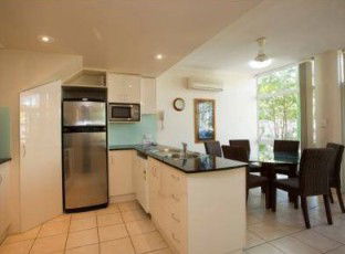 Tropical Nites - Accommodation Sunshine Coast 3