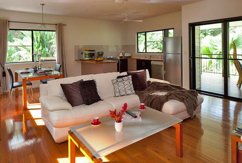 Misty Mountains Tropical Rainforest Romantic Retreat - Accommodation Sunshine Coast 0