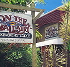 On the Wallaby Lodge - Accommodation Sunshine Coast
