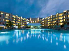 Sheraton Noosa Resort & Spa - Accommodation Sunshine Coast 0