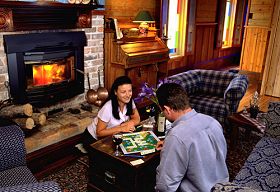 Strahan Colonial Cottages - Accommodation Sunshine Coast 0