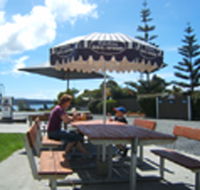 Hillcrest Caravan Park - Accommodation Sunshine Coast