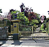 Corinda's Cottages - Accommodation Sunshine Coast