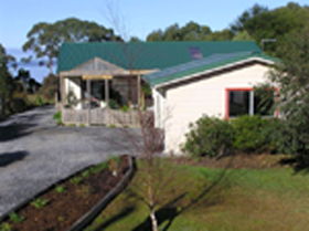 Crays Accommodation - The (Innes Street) - Accommodation Sunshine Coast 0