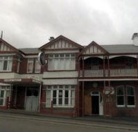 Lords Hotel - Accommodation Sunshine Coast