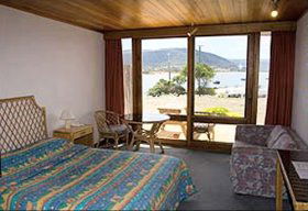 Silver Sands Hotel Motel - Accommodation Sunshine Coast 0