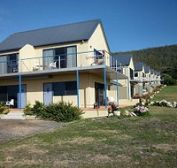 Diamond Island Resort - Beachfront Villas - Accommodation Sunshine Coast
