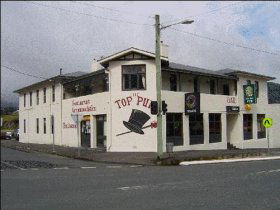 Top Pub - The - Accommodation Sunshine Coast 0