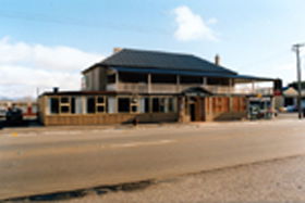 Campbell Town Motel And Bistro - Accommodation Sunshine Coast 0