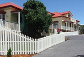 Quayside Cottages - Accommodation Sunshine Coast 0