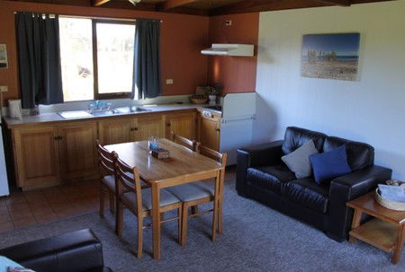 Flinders Island Cabin Park And Car Hire - Accommodation Sunshine Coast 2