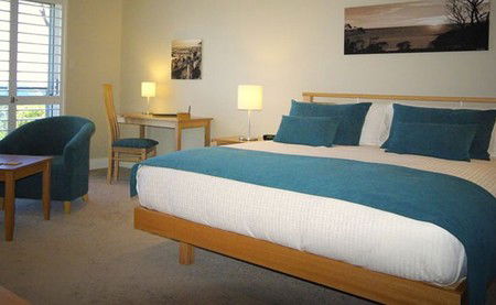 Windows On Bicheno - Accommodation Sunshine Coast 1