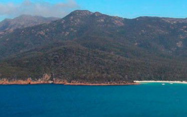 Beachfront Bicheno - Accommodation Sunshine Coast 4