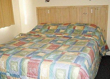  Bicheno Cabin Park - Accommodation Sunshine Coast 5