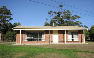 Douglas River Cabin - Accommodation Sunshine Coast 2