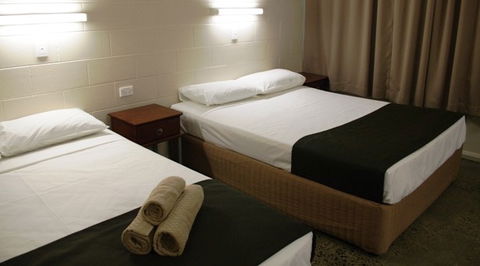 Mareeba Lodge Motel - Accommodation Sunshine Coast 4