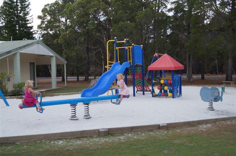 Rainbow Waters Holiday Park - Accommodation Sunshine Coast 6