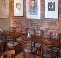 Berry Hotel - Accommodation Sunshine Coast