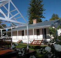 The Cottage - Berry - Accommodation Sunshine Coast