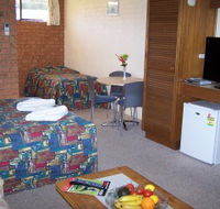 Colonial Motor Inn Pambula - Accommodation Sunshine Coast