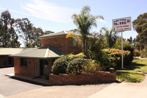 Golf View Motel - Accommodation Sunshine Coast 0