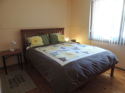 A Paradise Bungalow Waterfront - Accommodation Sunshine Coast 2