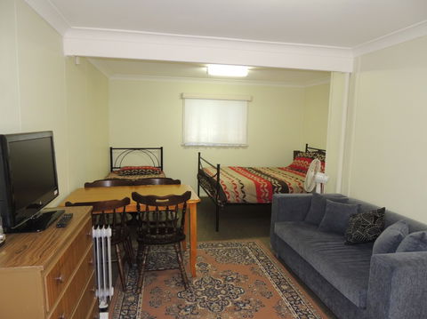 A Paradise Bungalow Waterfront - Accommodation Sunshine Coast 4