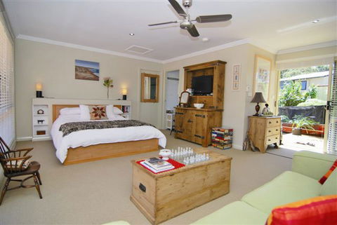The Nature Lodge - Accommodation Sunshine Coast 0