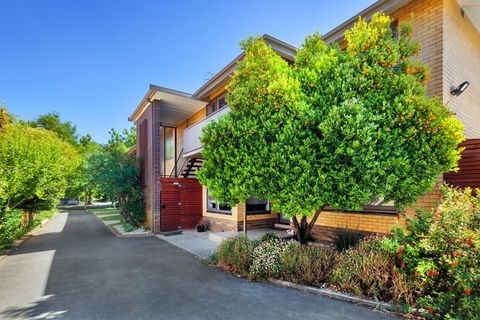 Lake Wendouree Luxury Apartments - Accommodation Sunshine Coast 1