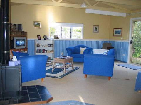 The Lodge - Far Meadow - Accommodation Sunshine Coast 3