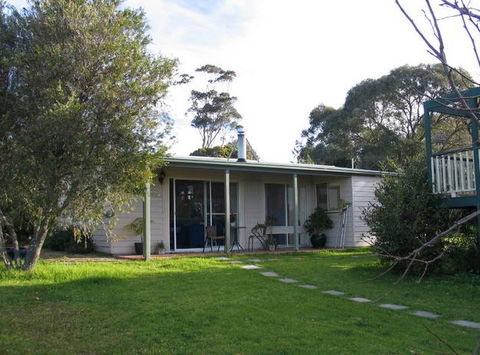 The Lodge - Far Meadow - Accommodation Sunshine Coast 5