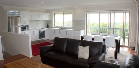 Callala Beach Front - Accommodation Sunshine Coast 4