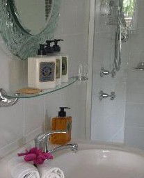 CeeSpray On Owen Bed And Breakfast - Accommodation Sunshine Coast 3