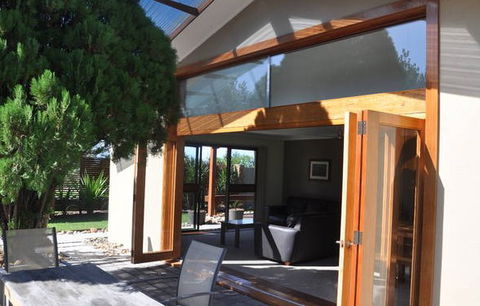 Beachfront House - Accommodation Sunshine Coast 4