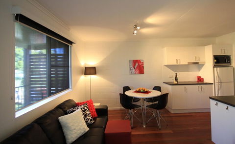 Maclean Stays - Accommodation Sunshine Coast 3