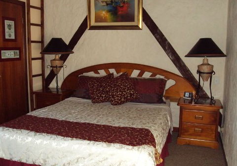 Castle On The Hill Bed And Breakfast - Accommodation Sunshine Coast 5